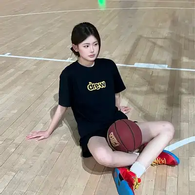 夏悦敏